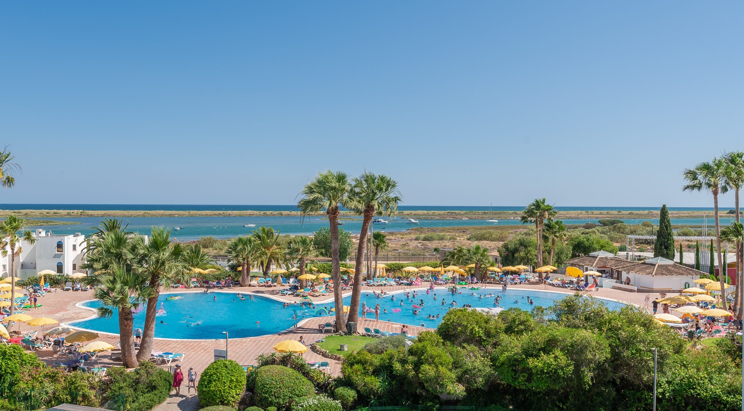 Golden Club Cabanas
